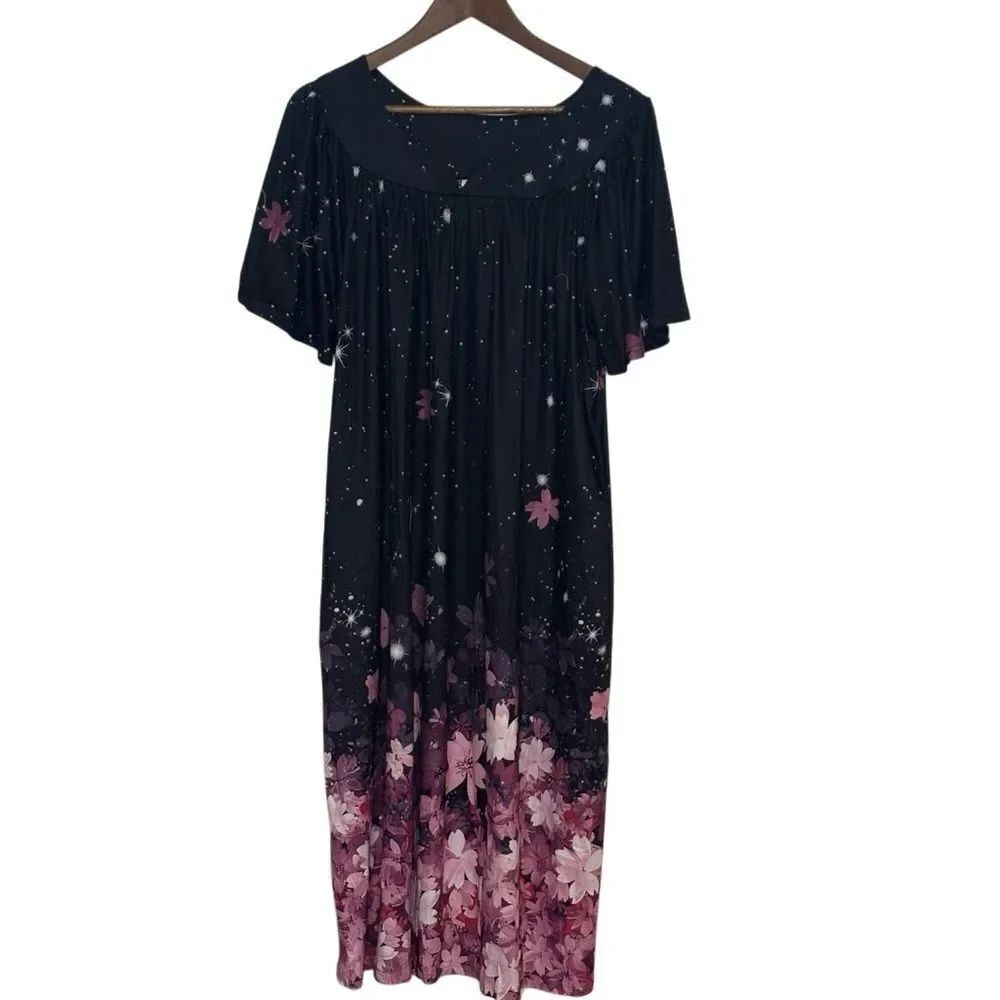 Ekouaer Floral Long Nightgown. Size XL. New with Tags!!
